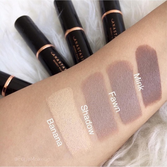 ABH "Fawn" contour stick - Picture 8 of 10
